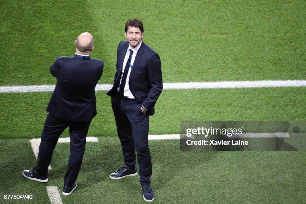 Antero Henrique and Maxwell of Paris Saint-Germain attend the UEFA Champions League group B match between Paris Saint-Germain and Celtic Glasgow at...