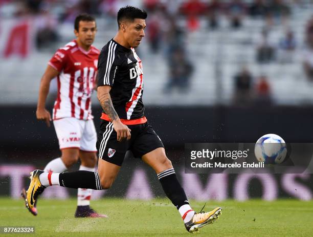 Enzo Perez of River Plate kicks the ball during a match between River and Union as part of Superliga 2017/18 at Monumental Stadium on November 22,...