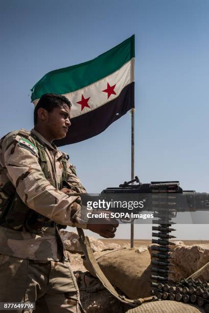 429 Flag Of Free Syria Army Stock Photos, High-Res Pictures, and