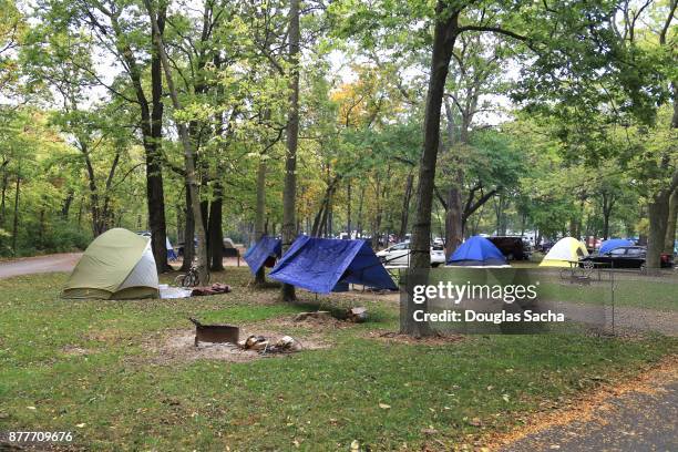 public campground, marblehead, ohio, usa - camp grounds stock pictures, royalty-free photos & images