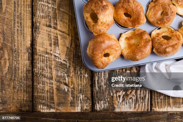 traditional british dishes. yorkshire pudding - yorkshirepudding bildbanksfoton och bilder