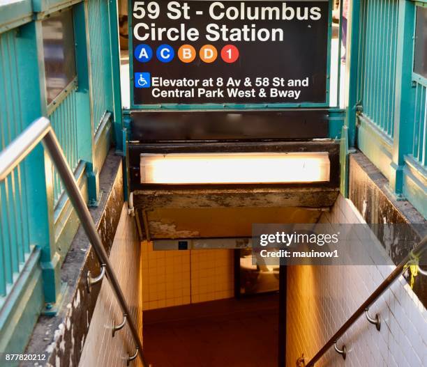 de metrô de nova york - círculo de colombo - fotografias e filmes do acervo