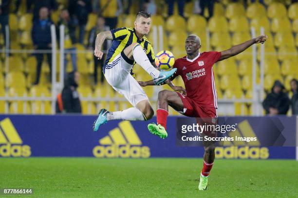 Martin Skrtel of Fenerbahce, Arouna Kone of Sivasspor during the Turkish Super lig match between Fenerbahce v Sivasspor at the Sukru Saracoglustadion...