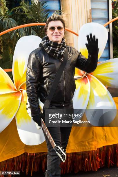 Goo Goo Doll's Lead Singet John Rzeznik attends the 91st Annual Macy's Thanksgiving Day Parade on November 23, 2017 in New York City.