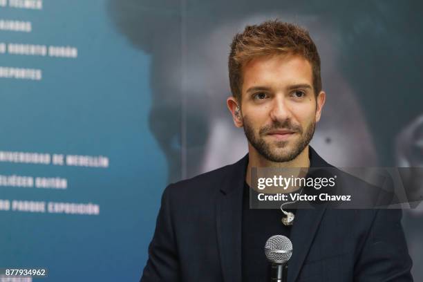 Spanish singer Pablo Alboran attends a press conference to promote his new tour "Prometo" at St. Regis Hotel on November 23, 2017 in Mexico City,...