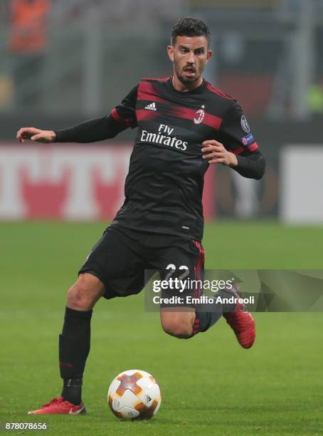 Mateo Pablo Musacchio of AC Milan in action during the UEFA Europa League group D match between AC Milan and Austria Wien at Stadio Giuseppe Meazza...