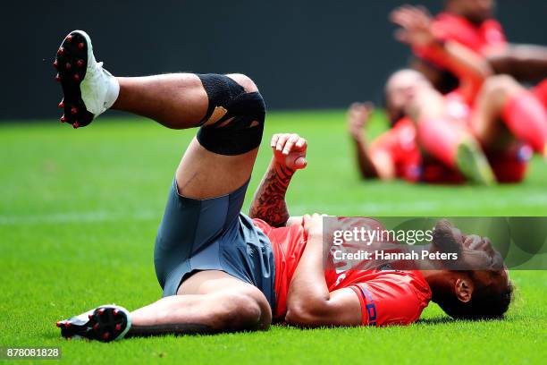 Manu Vatuvei warms up during the Tonga Rugby League World Cup Semi Final Captain's Run at Mt Smart Stadium on November 24, 2017 in Auckland, New...