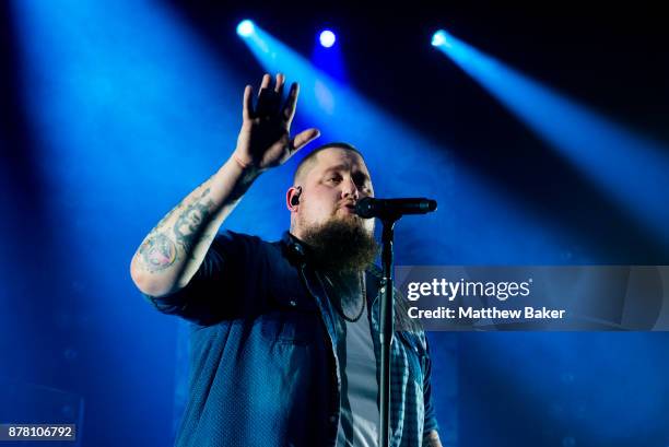 Rag'n'Bone Man performs at O2 Academy Brixton on November 23, 2017 in London, England.