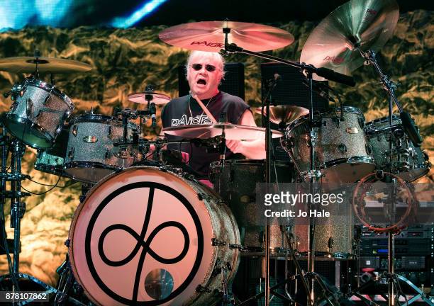 Ian Pace of Deep Purple performs at The O2 Arena on November 23, 2017 in London, England.