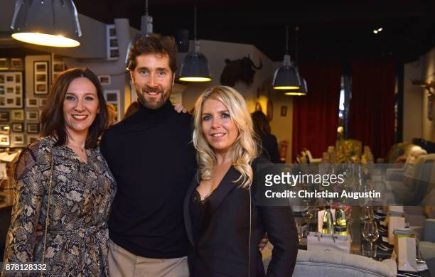 Claudia ten Hoevel , Jörg Oppermann and Astrid Bleeker attend the Grazia Future Dinner event at the restaurant Patio on November 23, 2017 in Hamburg,...
