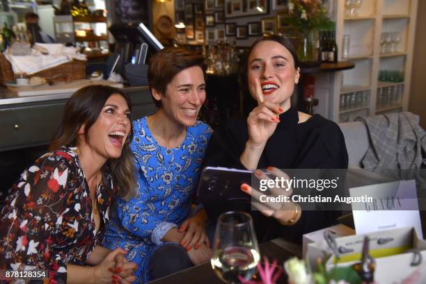 Guests and Lena Lademann attend the Grazia Future Dinner event at the restaurant Patio on November 23, 2017 in Hamburg, Germany.