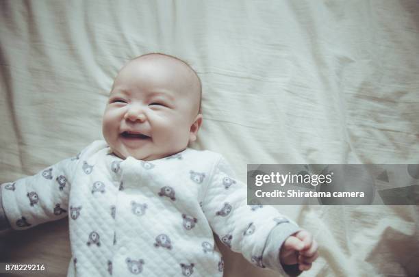 laughing baby - shiratama camera stock-fotos und bilder