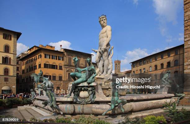 neptune fountain - piazza della signoria stockfoto's en -beelden