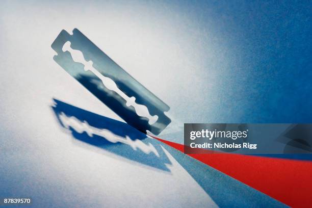 Paper Blade Protector Razor Razor Blade Photos and Premium High Res Pictures - Getty Images