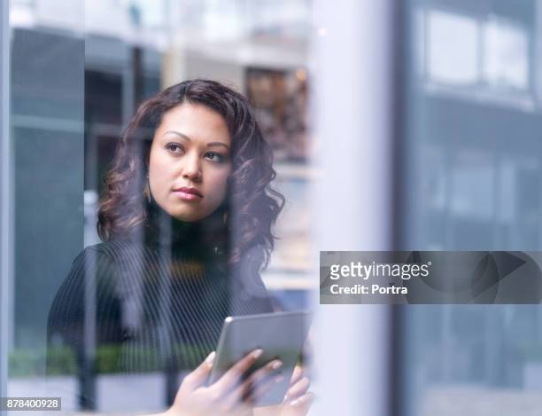 114 Woman Curly Hair Office Front View Photos and Premium High Res Pictures  - Getty Images