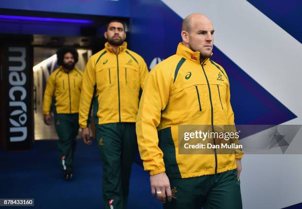 Stephen Moore of Australia makes his way out onto the pitch during the Australia Captain's Run at Murrayfield Stadium on November 24, 2017 in...