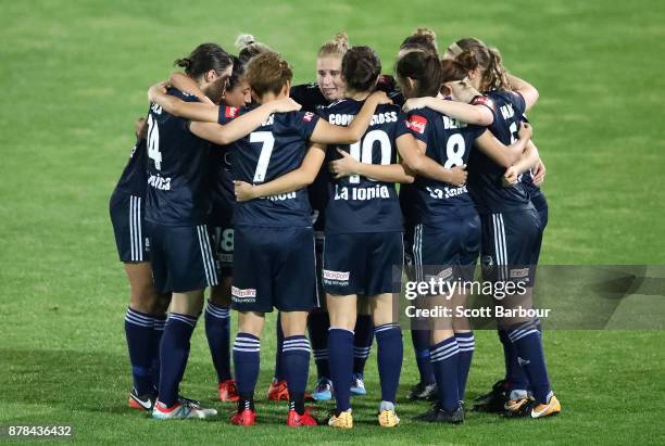 Melbourne Victory form a team huddle during the round eight W-League match between the Melbourne Victory and Western Sydney Wanderers at Lakeside...