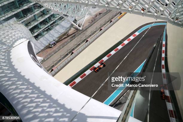 Fernando Alonso of Spain driving the McLaren Honda Formula 1 Team McLaren MCL32 on track during practice for the Abu Dhabi Formula One Grand Prix .