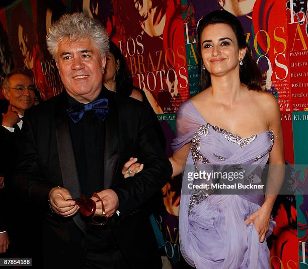 Director Pedro Almodovar and actress Penelope Cruz attend the Broken Embraces After Party held at the Plage des Palmes during the 62nd International...