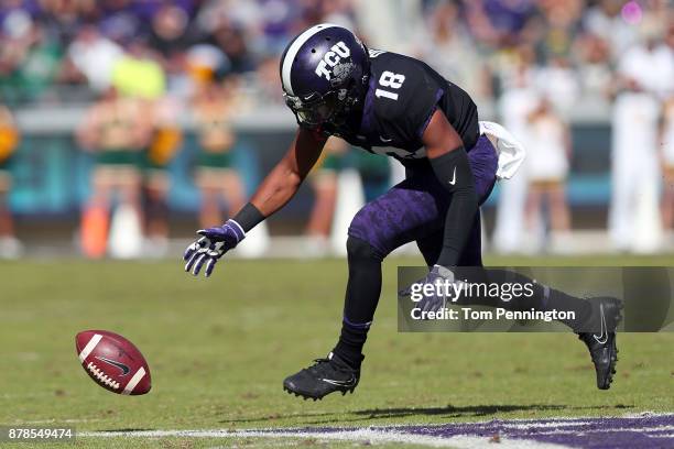 Nick Orr of the TCU Horned Frogs recovers a fumble against Baylor Bears in the first half at Amon G. Carter Stadium on November 24, 2017 in Fort...