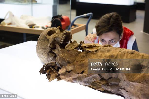 Mummy Ruth 1,264 Ruth Martin Stock Photos, High-Res Pictures, and Images - Getty ...
