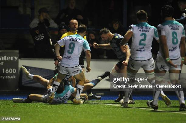 Cardiff Blues' Matthew Morgan scores his sides second try during the Guinness Pro14 Round 9 match between Cardiff Blues and Connacht Rugby at Cardiff...