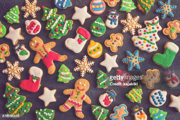 homemade christmas gingerbread cookies - cookie stock pictures, royalty-free photos & images