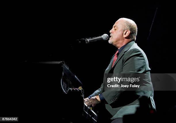 Billy Joel performs during the Elton John And Billy Joel: Face 2 Face Tour at the Conseco Fieldhouse on May 19, 2009 in Indianapolis, Indiana.