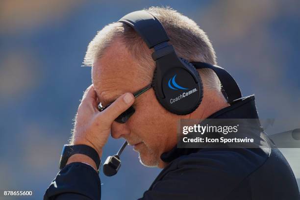 Miami Hurricanes head coach Mark Richt reacts to a play during a college football game between the Pittsburgh Panthers and the Miami Hurricanes on...