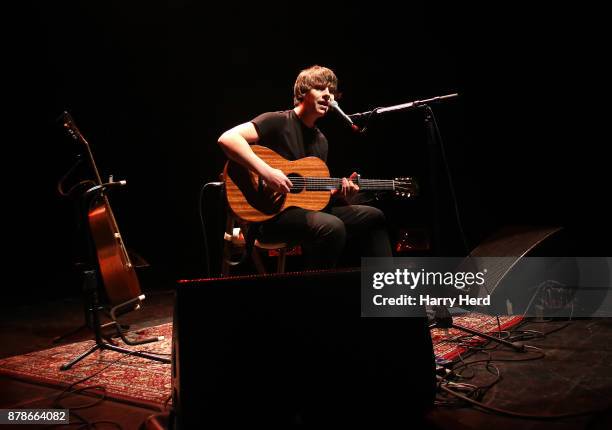 Jake Bugg performs at The Hexagon on November 24, 2017 in Reading, England.