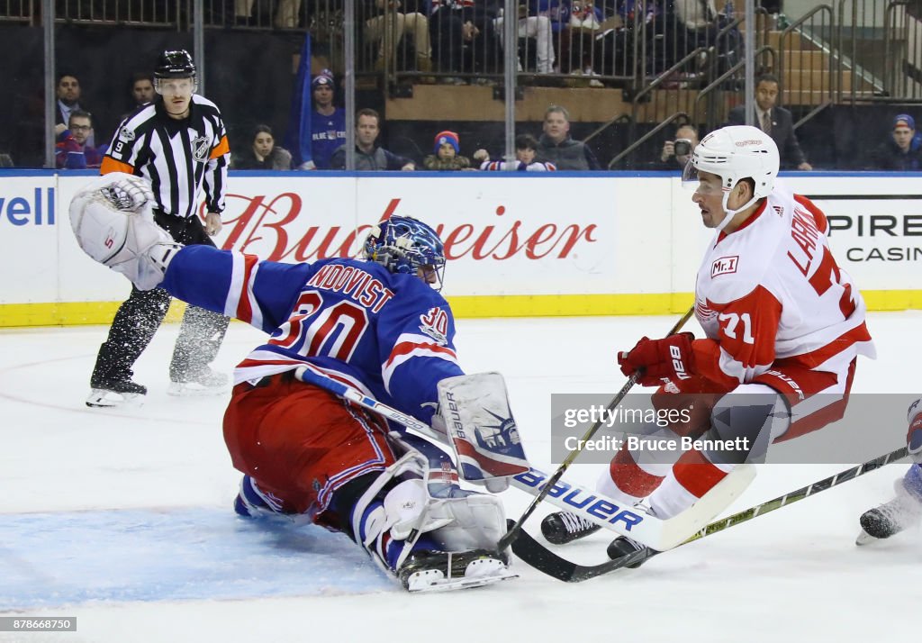 Detroit Red Wings v New York Rangers