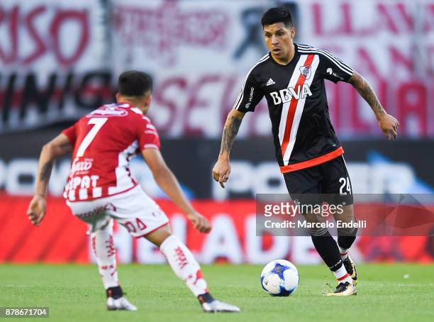 Enzo Perez of River Plate drives the ball during a match between River and Union as part of Superliga 2017/18 at Monumental Stadium on November 22,...