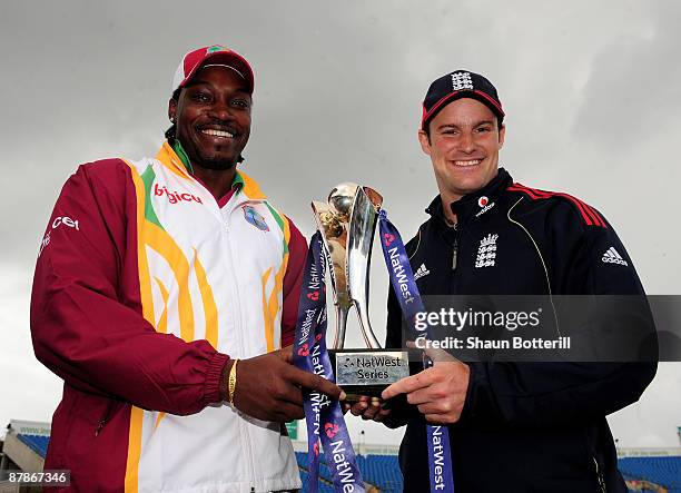 Andrew Srauss the England captain and Chris Gayle the West Indies captain pose with the Nat West ODI Trophy after Net Practice at Headingley on May...