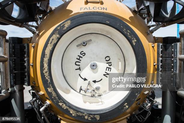 Vew of the Pressurized Rescue Module a deep diving rescue vehicle of the Submarine Rescue Diving and Recompression System to be mounted by U.S. Navy...