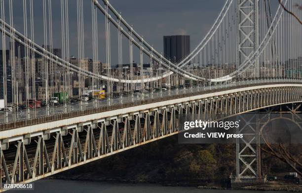 Traffic moves along the George Washington Bridge prior to the Thanksgiving holiday weekend on November 22, 2017 in Fort Lee, New Jersey.