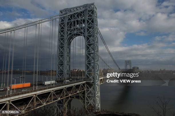 Traffic moves along the George Washington Bridge prior to the Thanksgiving holiday weekend on November 22, 2017 in Fort Lee, New Jersey.