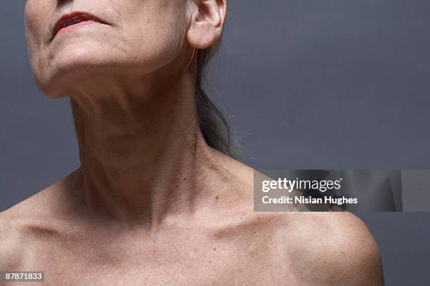 woman's neck and shoulders - lättklädd bildbanksfoton och bilder