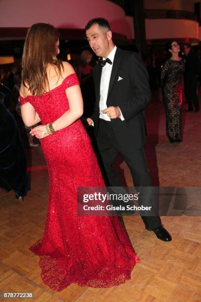 Cem Oezdemir and his wife Pia Castro dance during the 66th 'Bundespresseball' at Hotel Adlon on November 24, 2017 in Berlin, Germany.