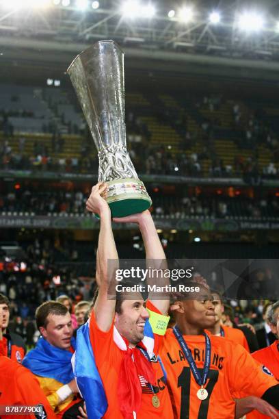 Darijo Srna of Shakhtar Donetsk lifts the UEFA Cup Trophy following his team's victory after extra time at the end of the UEFA Cup Final between...