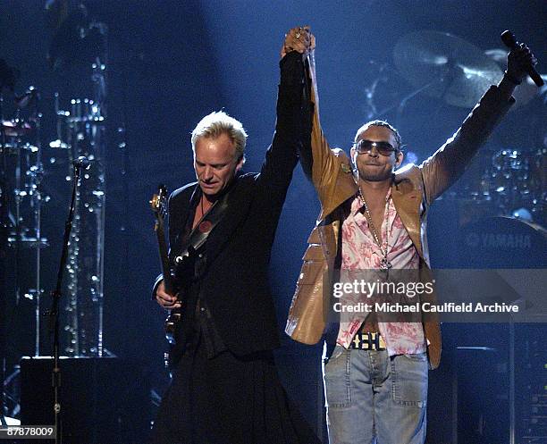 Sting and Sean Paul perform a medley of "Roxanne"