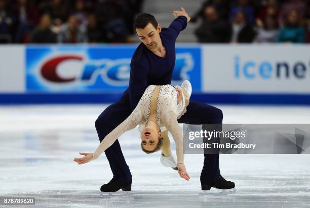 Alexa Scimeca Knierim and Chris Knierim of the United States compete in the Pairs Short Program during day one of 2017 Bridgestone Skate America at...