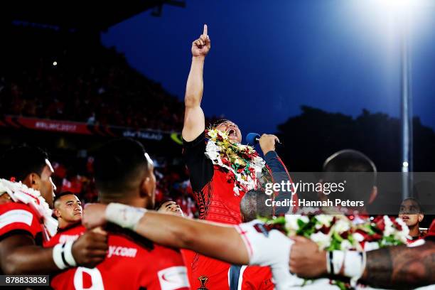 Jason Taumalolo of Tonga leads the Sipi Tau for the crowd after losing the 2017 Rugby League World Cup Semi Final match between Tonga and England at...