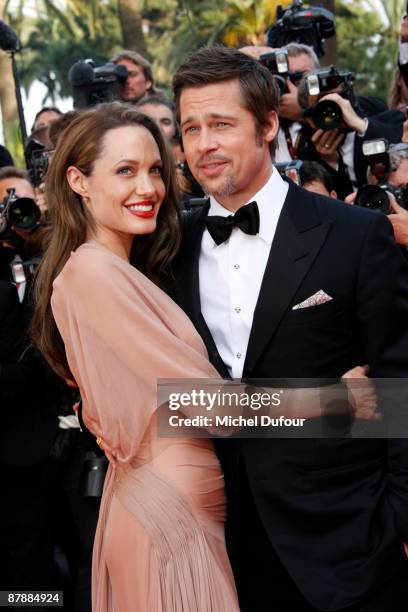 Angelina Jolie and Brad Pitt attend the Inglourious Basterds premiere held at the Palais Des Festivals during the 62nd International Cannes Film...