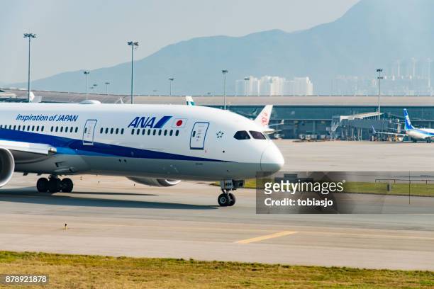 ana aircraft - all nippon airways stock pictures, royalty-free photos & images