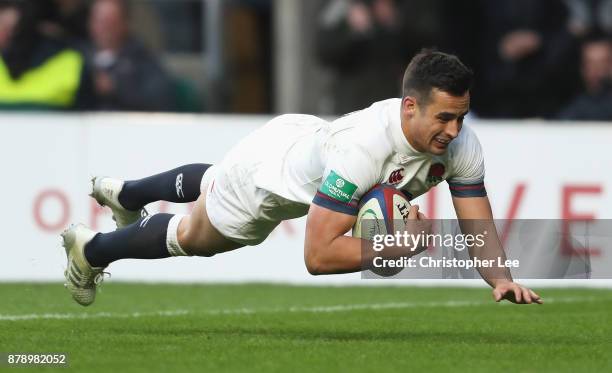 Alex Lozowski of England touches down for the second try during the Old Mutual Wealth Series match between England and Samoa at Twickenham Stadium on...