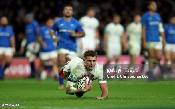 Henry Slade of England touches down for the fifth try during the Old Mutual Wealth Series match between England and Samoa at Twickenham Stadium on...
