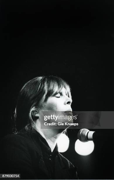 Nico, performing on stage, Paleis voor Schone Kunsten, Brussels, Belgium, 24th March 1988.