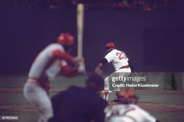 World Series: Boston Red Sox Luis Tiant in action, pitching vs Cincinnati Reds. Game 6. Boston, MA CREDIT: Heinz Kluetmeier