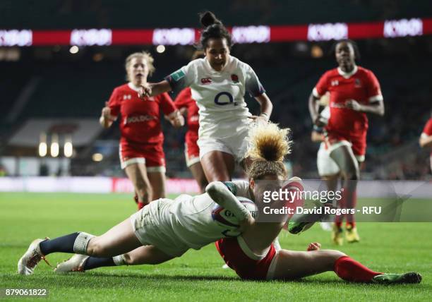 Abigail Dow of England touches down for the second try during the Old Mutual Wealth Series match between England and Canada at Twickenham Stadium on...