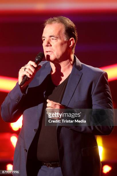Hein SImons performs at the TV Show 'Die Schlager des Jahres 2017' on November 25, 2017 in Suhl, Germany.